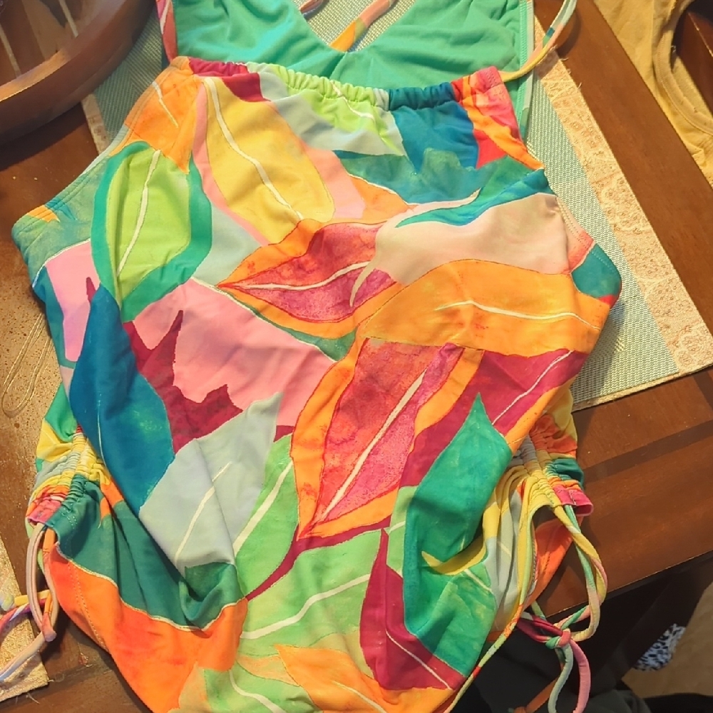 Time and Tru Women's and Women's Plus Floral Tankini Top